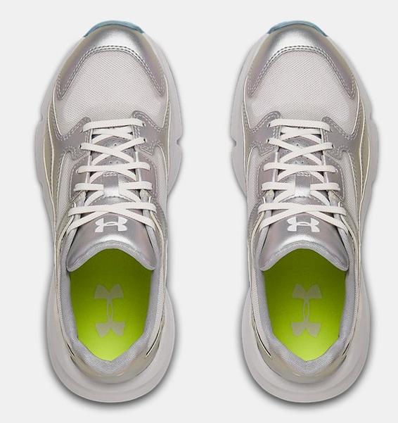 Beyaz Kadın UA Forge 96 HL Iridescent Sportstyle Ayakkabı