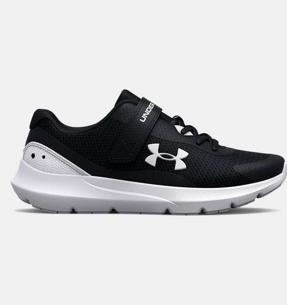 Siyah Erkek Çocuk UA Surge 3 AC Koşu Ayakkabısı