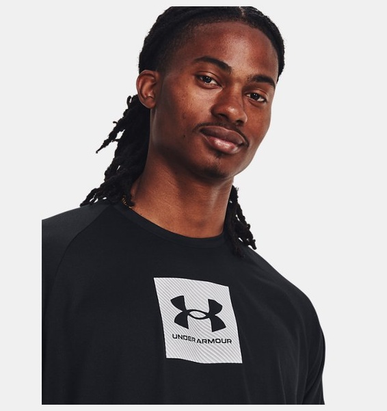 Siyah Erkek UA Tech™ Baskılı Fill Kısa Kollu T-shirt
