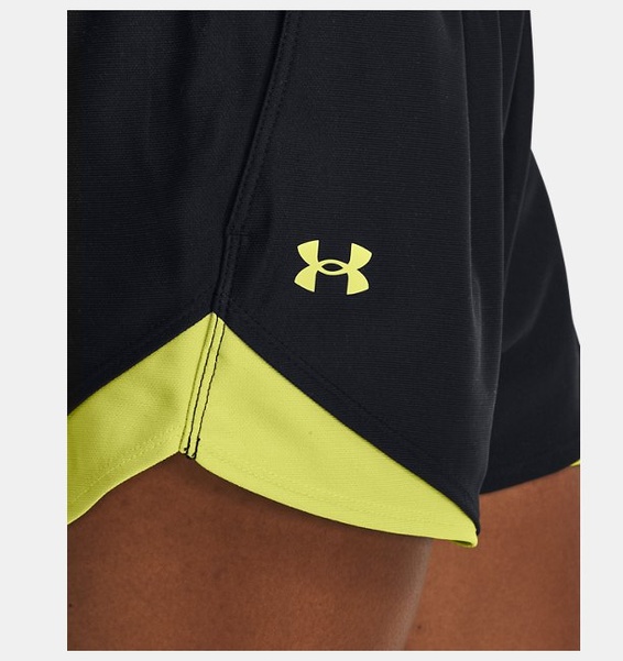 Siyah Kadın UA Play Up 3.0 Şort