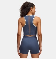 Kadın UA Run 96 Atlet