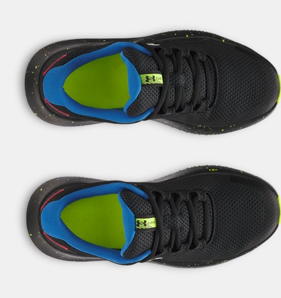 Siyah Erkek Çocuk UA Surge 4 Koşu Ayakkabısı