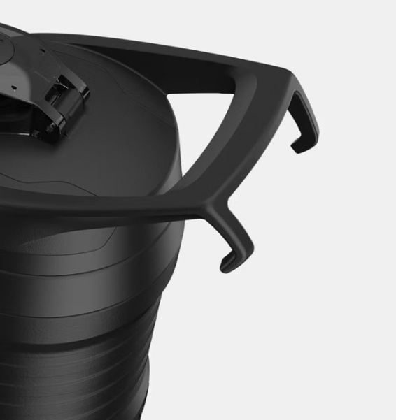 Siyah UA Playmaker Su Şişesi 950 ml