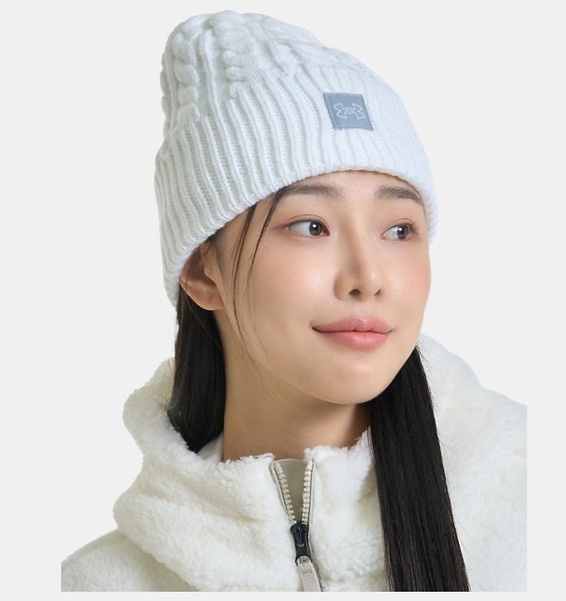 Beyaz Kadın UA Halftime Cable Örme Bere