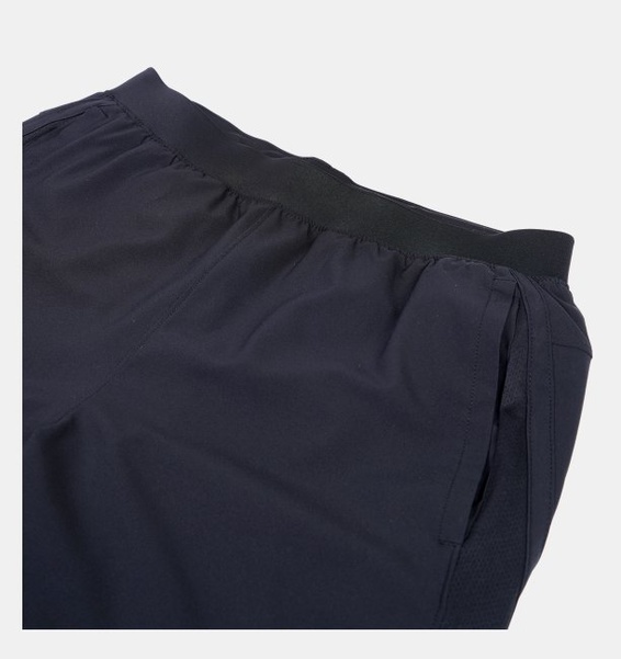 Siyah Erkek UA Launch 7" Koşu Şortu