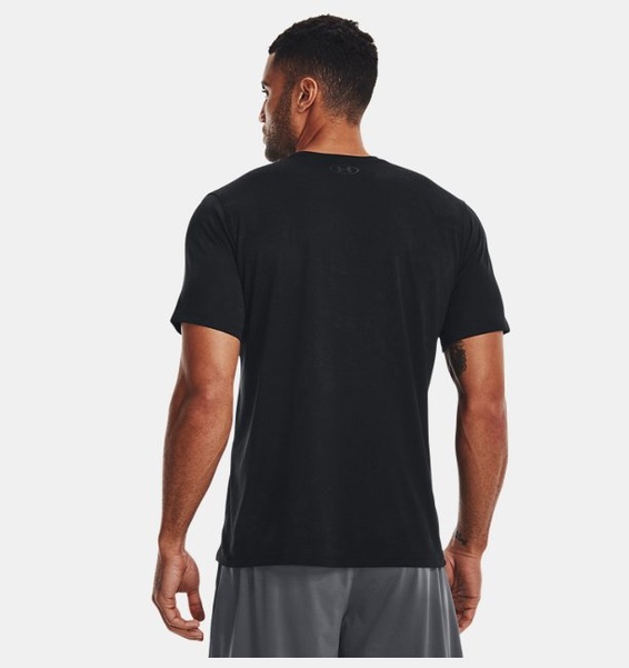 Siyah Erkek UA Tech™ Pencereli Jakarlı Kısa Kollu T-shirt